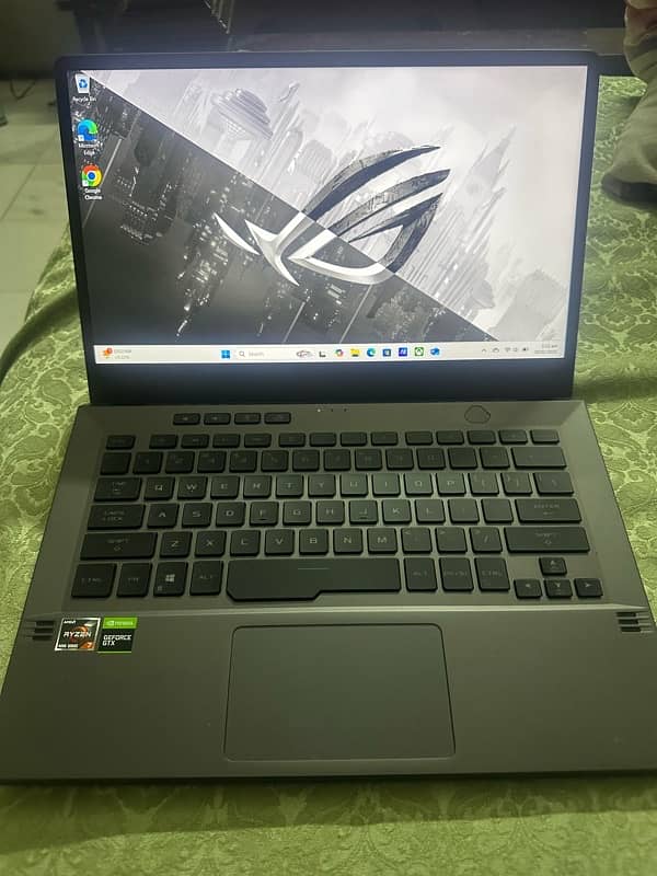 ASUS ROG Zephyrus G14 Gaming Laptop,Ryzen 7,16gb 512gb gtx1660ti 6gb 2