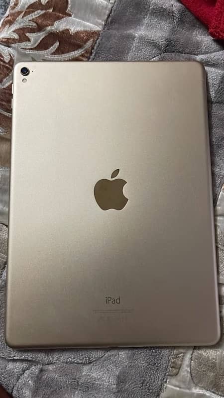 I pad pro 128GB 1