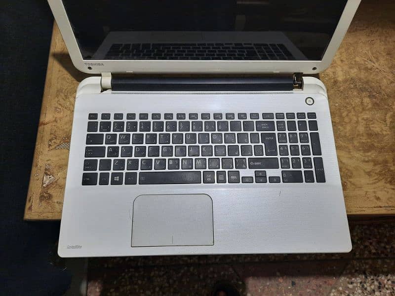 i5 5th generation laptop in just 16000 1