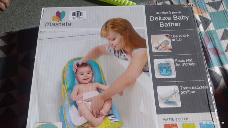 Deluxe baby bather 4