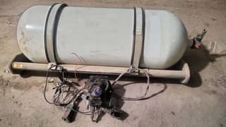 CNG cylinder with kit like new