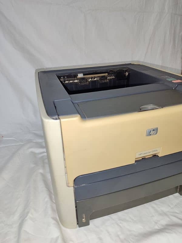 HP LaserJet 1320n Printer - - 0337@7037@612 8