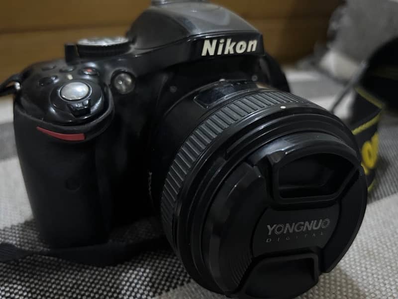 nikon d5200 with lens 8