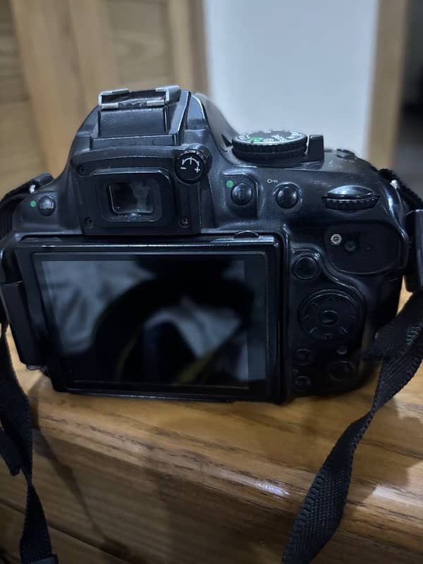 nikon d5200 with lens 11