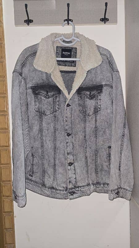 Original Denim Trucker With Sherpa Collar (OUTFITTERS) 0