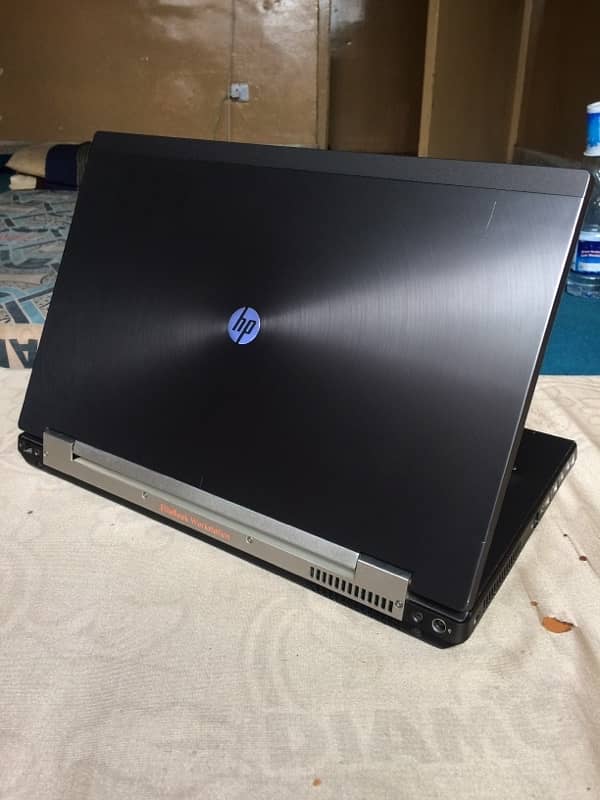 Hp Workstation 8770w 5