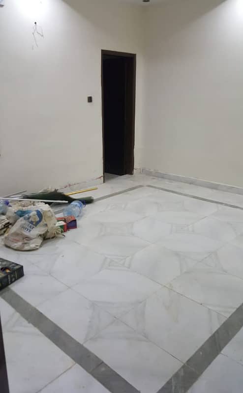 Beautiful Ground Floor portion bed dd Block three gulistan e jauHar 1