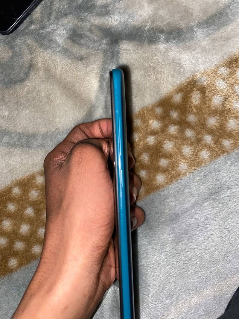 Xiaomi Redmi Note 9 Pro 3