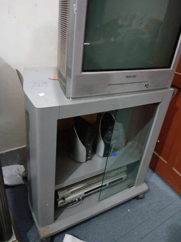 Sony TV with trolly 2