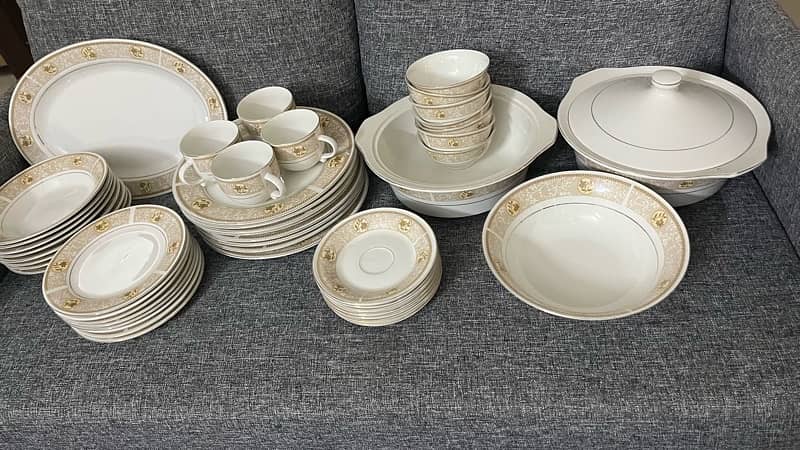 Dinner Set 9