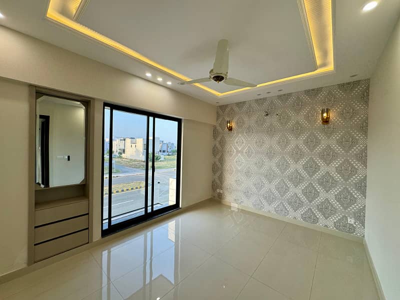 8 MARLA DESIGNER HOUSE IN DHA 9 TOWN 15