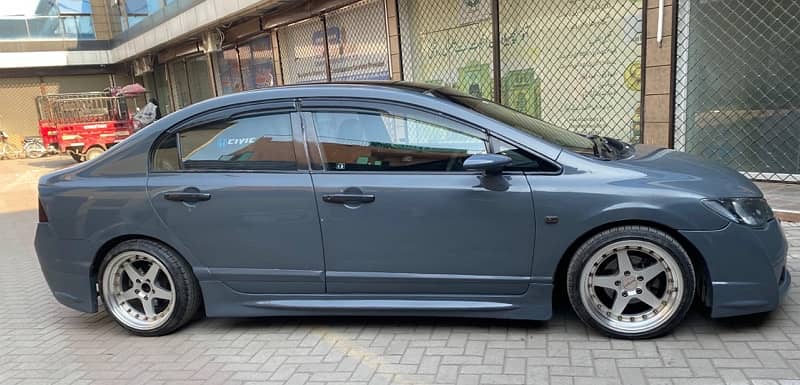 Honda Civic Reborn 1.8 Vti 2