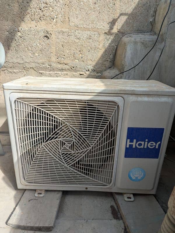 HAIER AC 1 TON 11