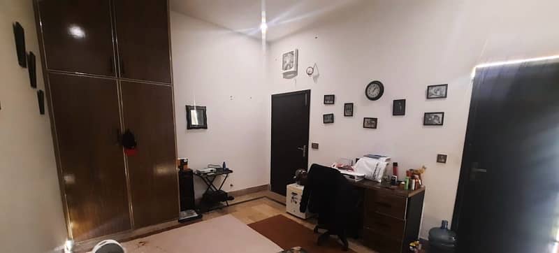 Furnished room available for rent 2