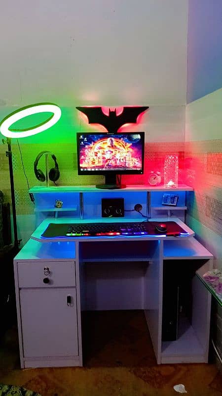 Gaming Computer Table 1