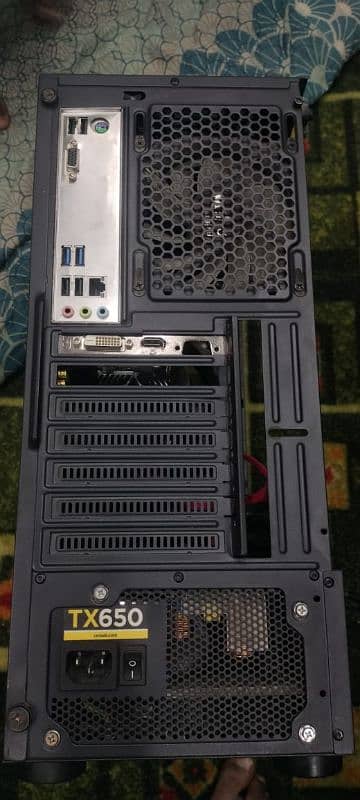 Desktop Pc for sale i5, 8, Generation 4