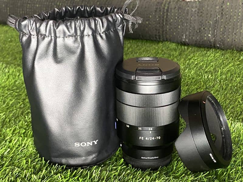 Sony 24x70 f4  2 time used only 4