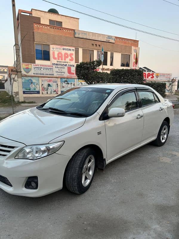 Toyota Corolla GLI Automatic 2014 1