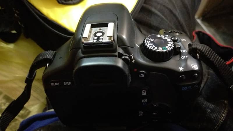 Canon 550d Black Colour 4