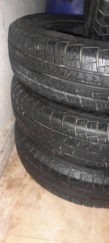 tyres R13 145.80R13 very less used no single puncture tyre 8