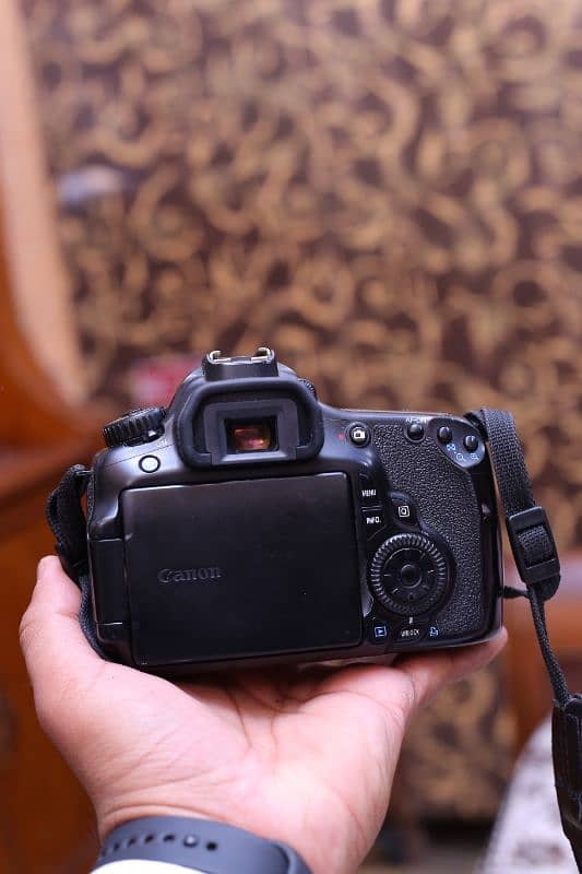 Canon 60d with 18/55mm lens 3