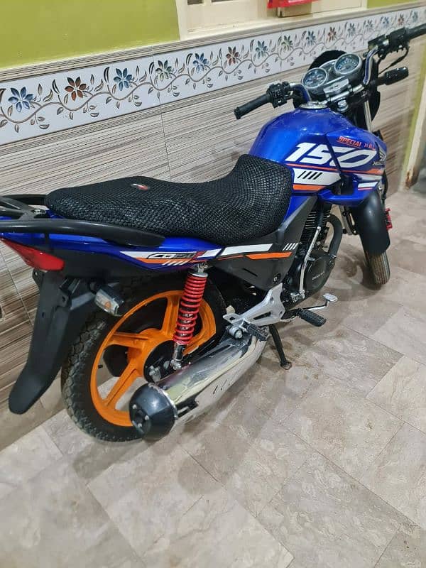 HONDA CBR 150 UNREGISTERED GENUINE NEW CONDITION 03122810637 3