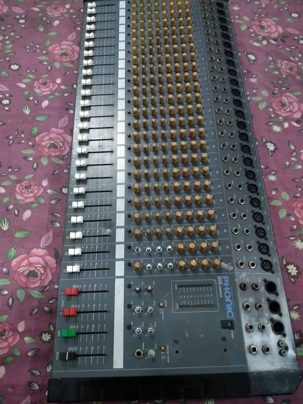 Phonic 24 channel pree 5