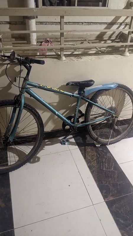 Cycle for Sale almost new condition 26 inch cycle 1