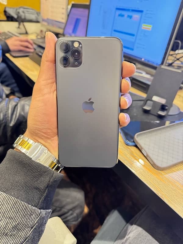 iPhone 11 Pro Max 512 GB | Non PTA 2