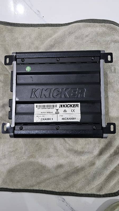 Kicker CXA800.1 Mono Amplifier 3