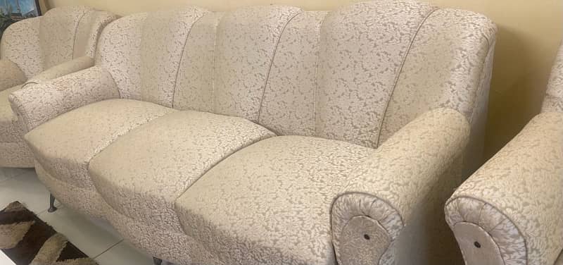 Sofa set for sell 0