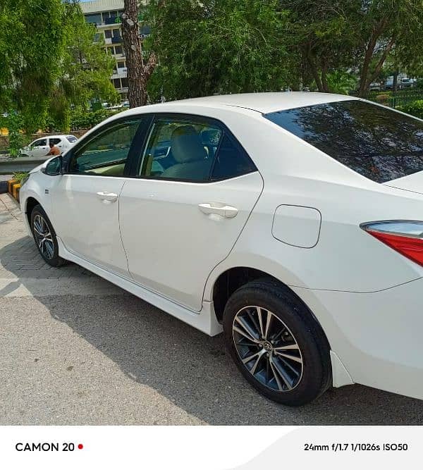 Toyota Corolla Altis 2018 1