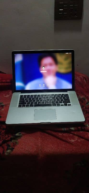 MacBook pro 2010 5