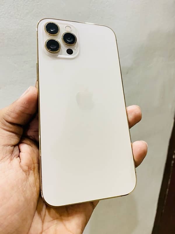 iPhone 12 Pro max 256Gb 90% Health 0