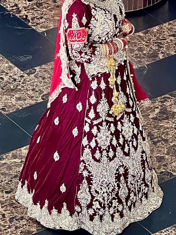 Barat Bridal Lehnga (velvet) 4