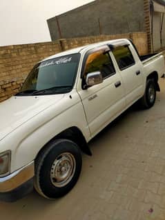 Toyota Hilux Double cabin 4×2 2001