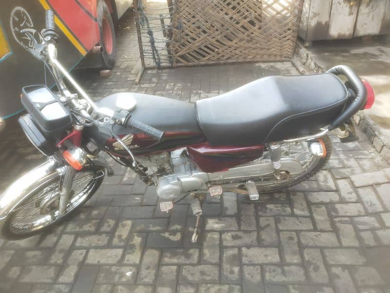 HONDA  CG 125 2017 re-sale 1