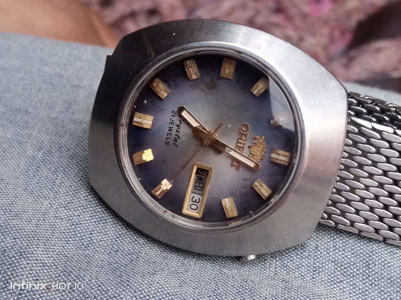 Orient automatic Crystal 21 jewels day and date watch 6