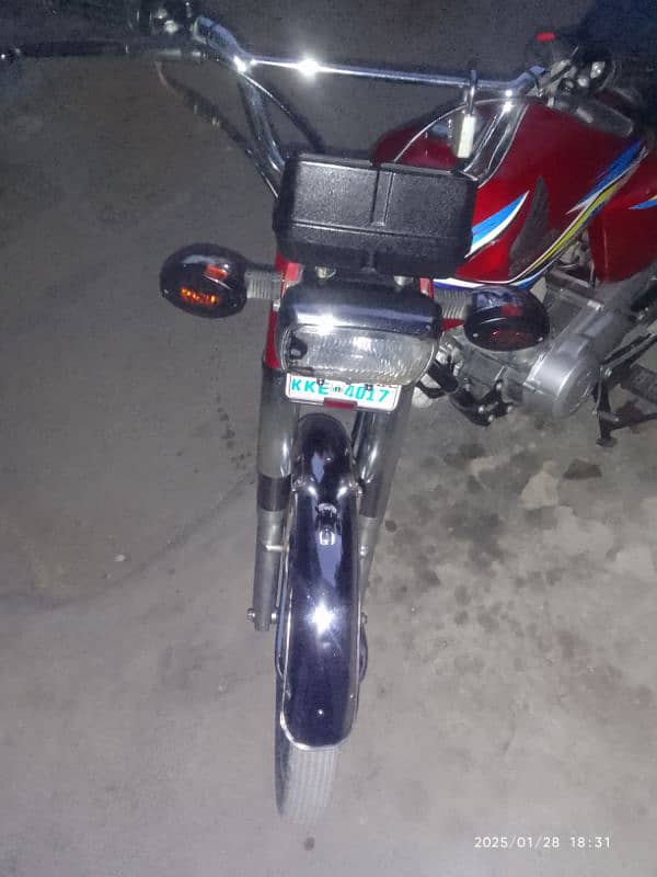 new bike ha cg 125. kick start ha urgent bacnii ha 2