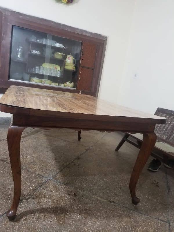 dining table with chairs 4