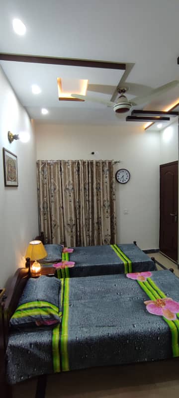 Best GIRLS HOSTEL (Bigway Executive Living) Furnished Sharing Rooms for WORKING Women, UMT, Bahria University, KIPS, JOBIAN Girls 4