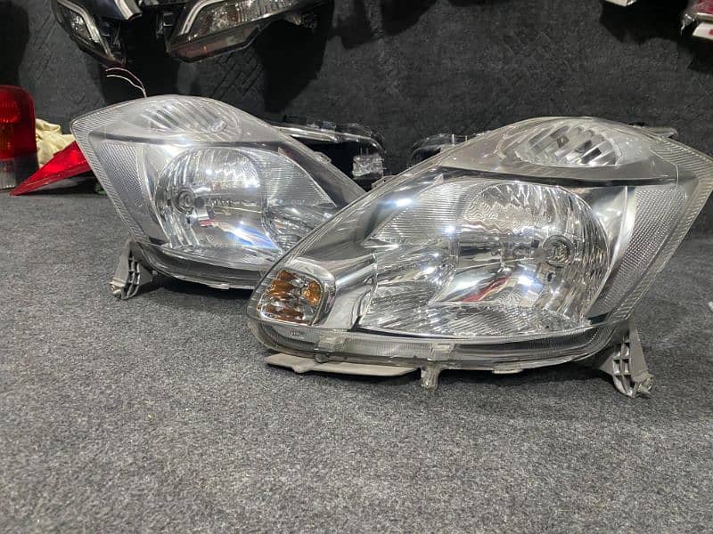 TOYOTA PASSO 2004 TO 2008 MODEL HEADLIGHT AVAILABLE ORIGINAL JAPAN 0