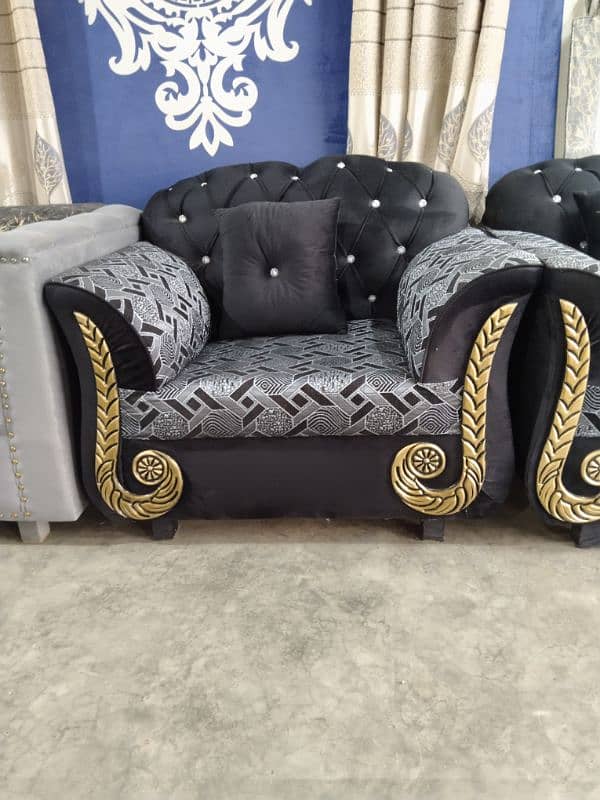 black sofa set 0