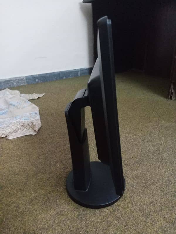 LED available for sale in good condition and in affordAble price 9