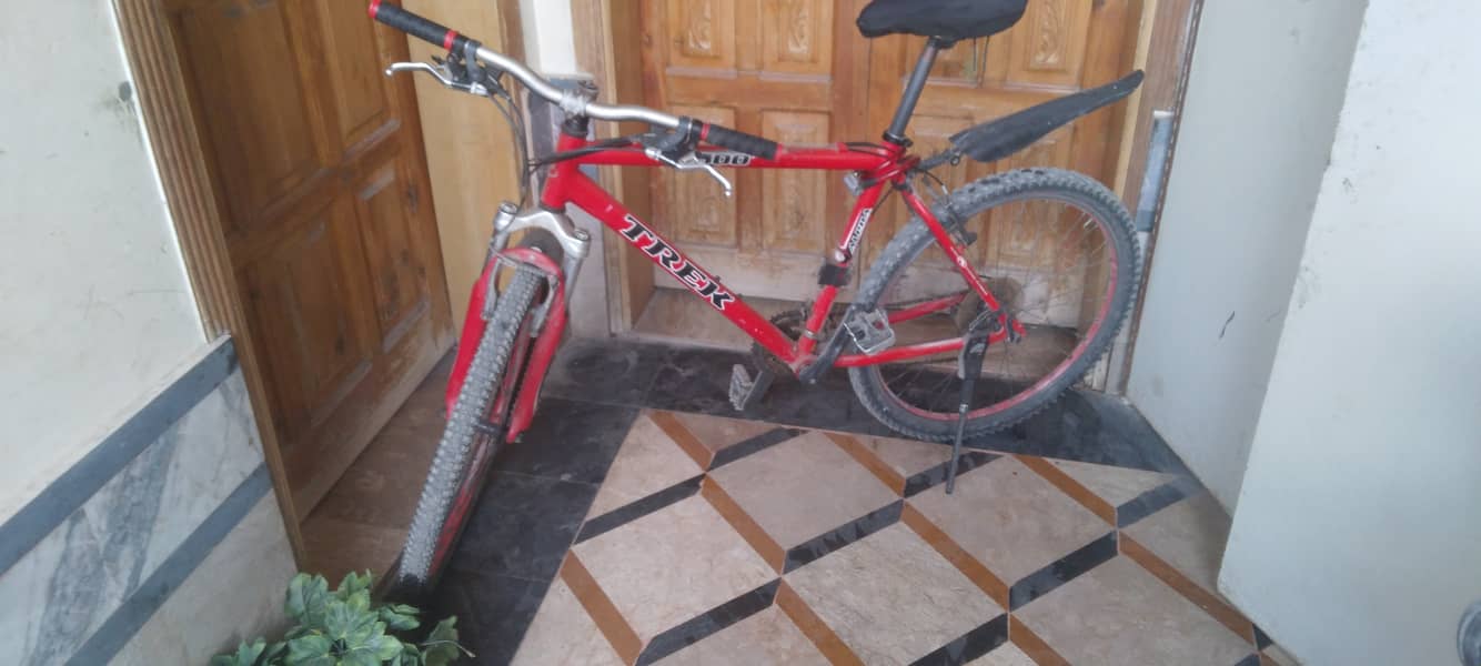 Treck 4500 /biycle for sale/26" size/aluminium frame /peshwar 1