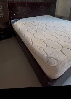 Bed set with dressing table, matteress, side tables and divider