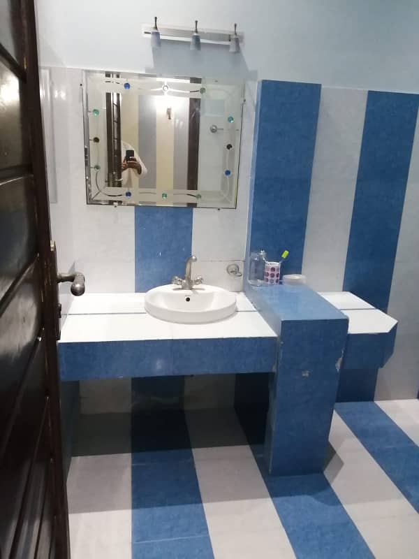 14 Marla Upper Portion For Rent In Johar Town F2 Block 0