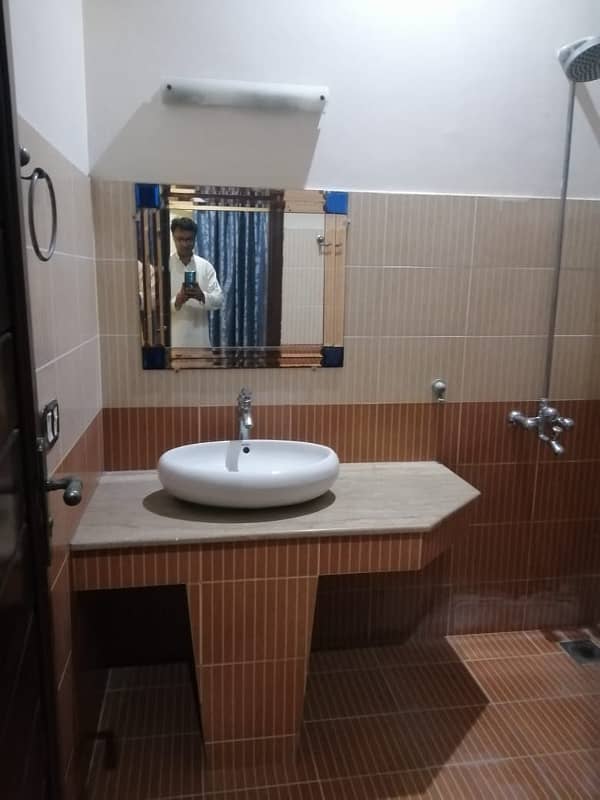 14 Marla Upper Portion For Rent In Johar Town F2 Block 13