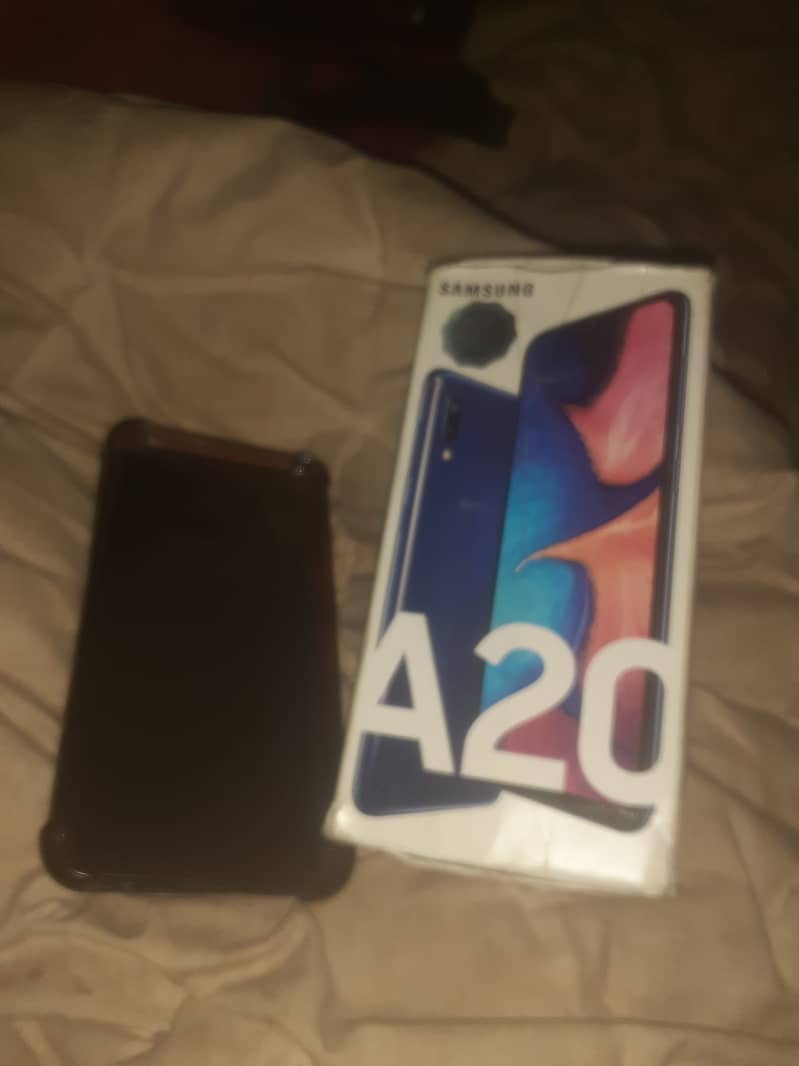 Samsung galaxy A20 8