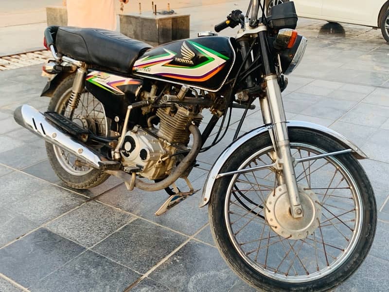 Honda 125 Black 1